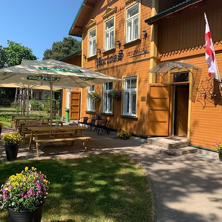 Portoss Hotel Ventspils Buitenkant foto