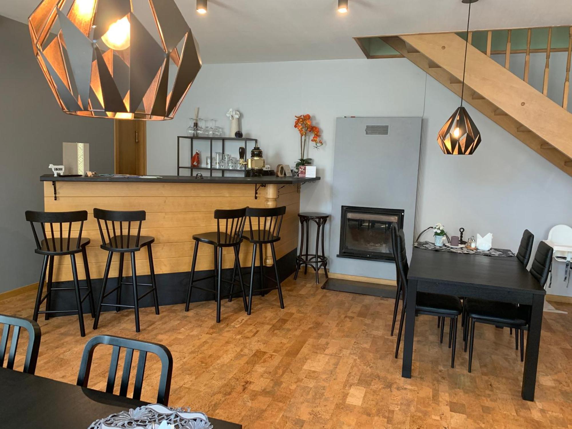 Portoss Hotel Ventspils Buitenkant foto