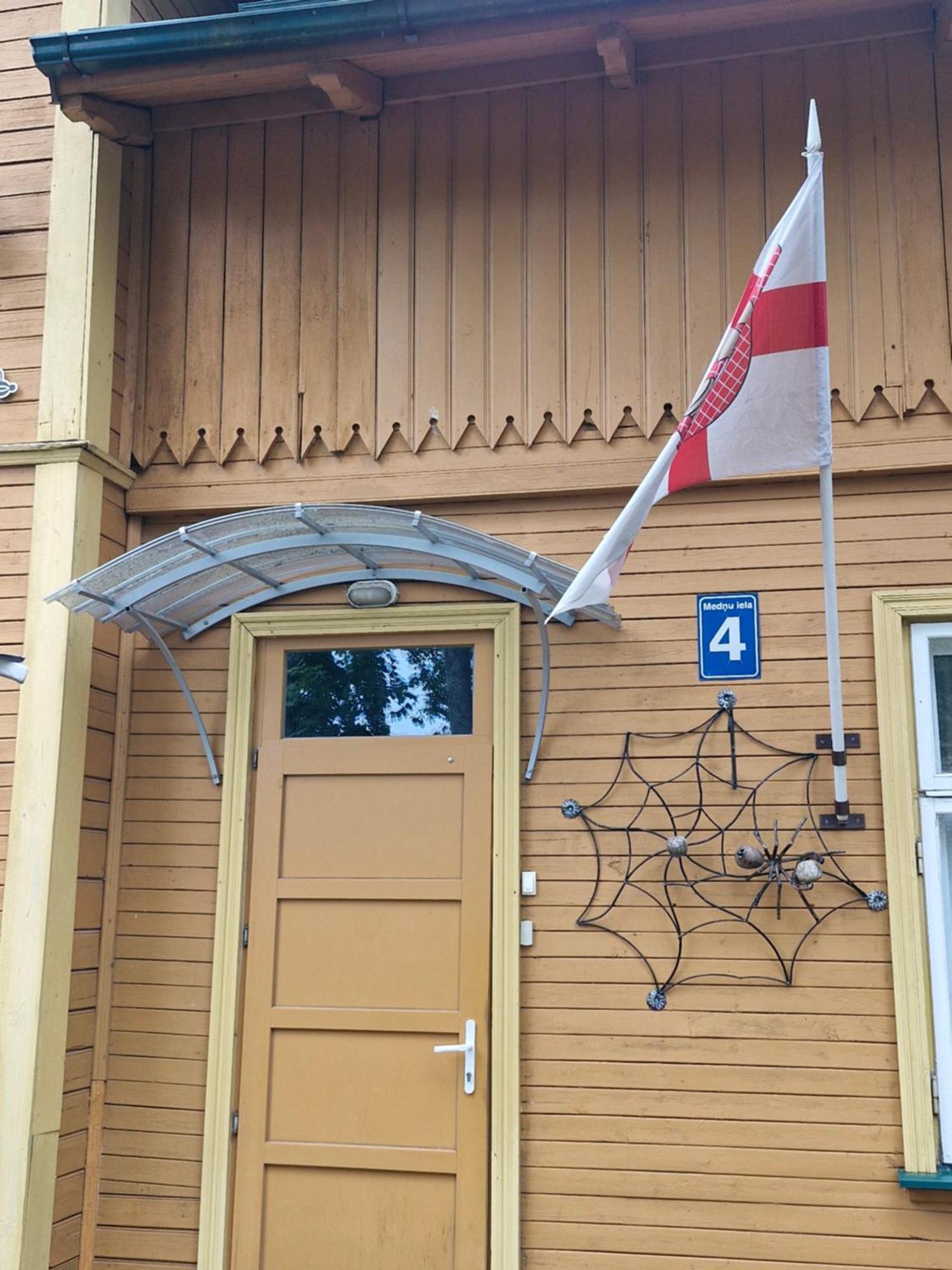 Portoss Hotel Ventspils Buitenkant foto